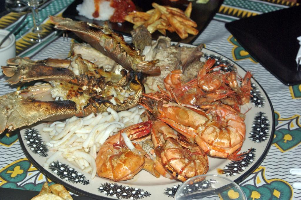 Game Fish Lodge Nungwi Bagian luar foto